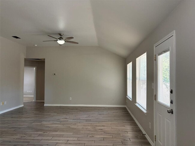 Building Photo - 2405 Wisteria Way