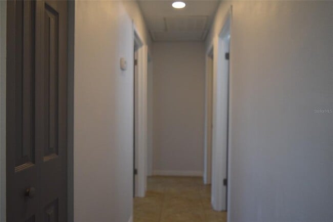 Building Photo - 1242 Mohrlake Dr