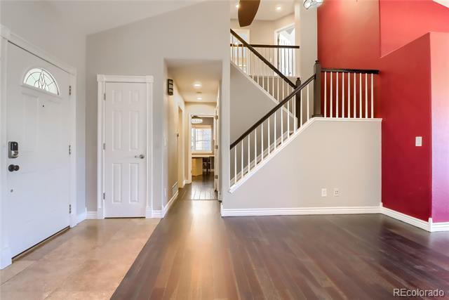 Building Photo - 16229 Hedgeway Dr