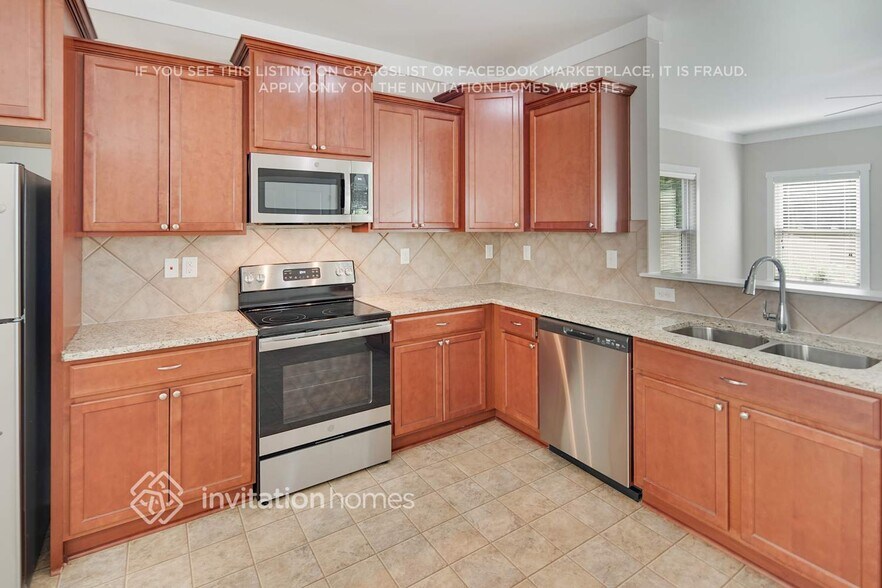 Building Photo - 117 Sheridan Ct