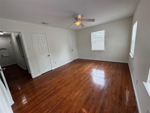 Building Photo - 1018 W Saner Ave