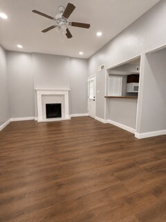 Building Photo - 2435 Sunflower Dr