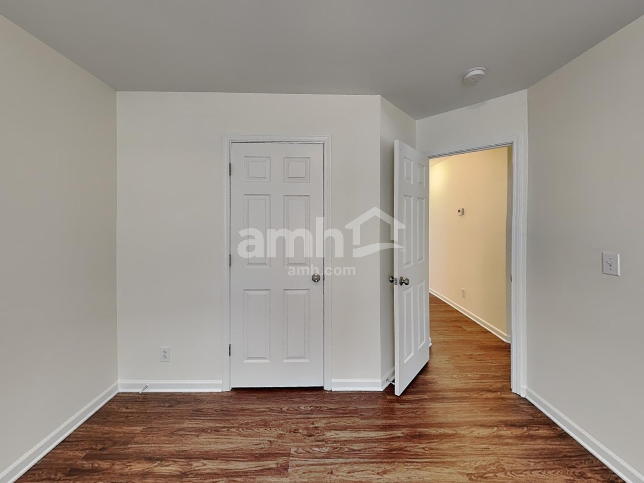 Building Photo - 7419 Gate Key Ct