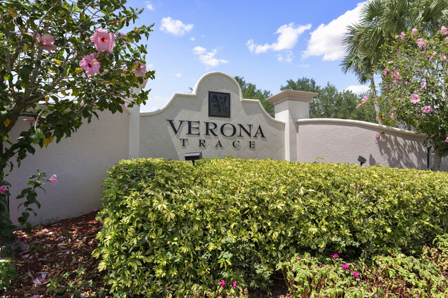 Verona Trace Community - 9945 E Villa Cir