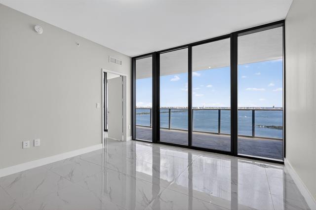 Building Photo - 701 NE 23rd St