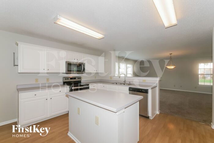 Building Photo - 12684 Majestic Way