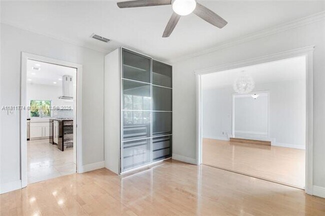 Building Photo - 7775 SW 145th St