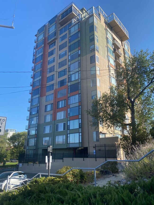 Building Photo - 280 Island Ave