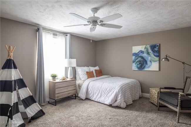 Building Photo - 4226 Broadview Rd