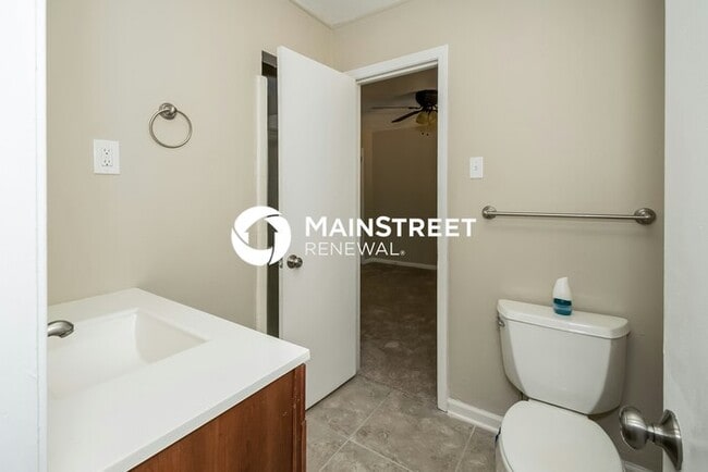 Building Photo - 3 Bedroom Pet-Friendly Home in Birmingham,...