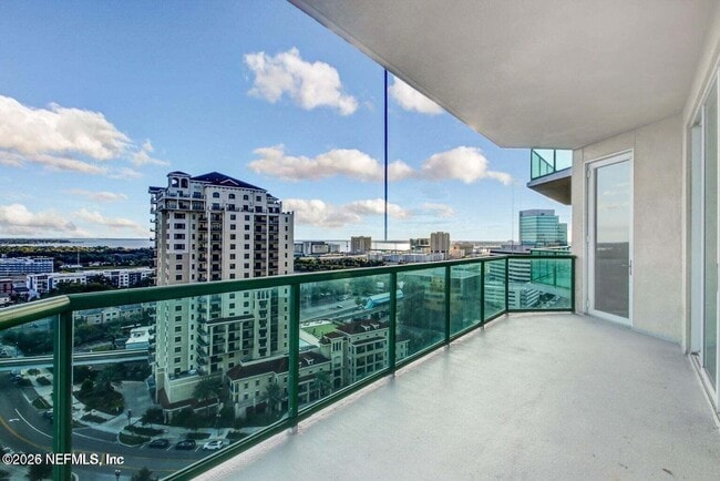 Building Photo - 1431 Riverplace Blvd