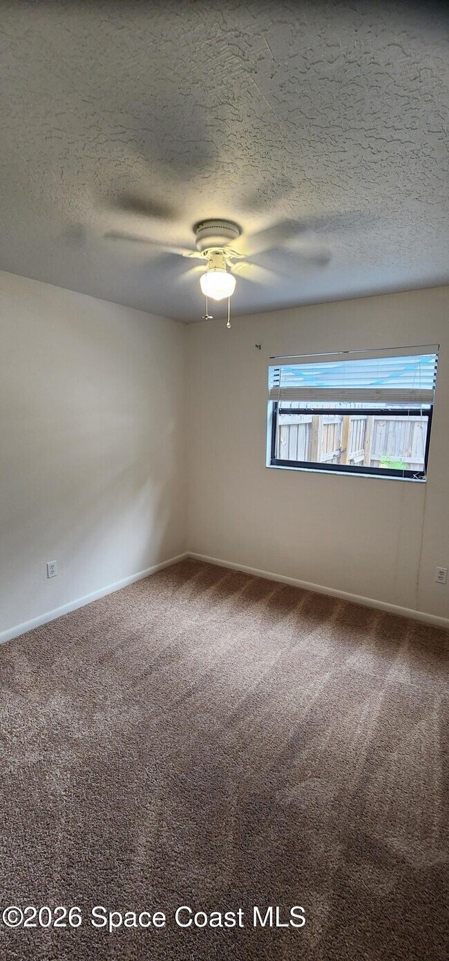 Building Photo - 1795 Bayberry Dr