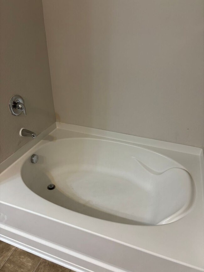 Building Photo - Newly Renovated Four Bedroom Home In North...
