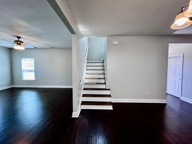 Building Photo - Gorgeous 4 bedroom 3 bath new construction...