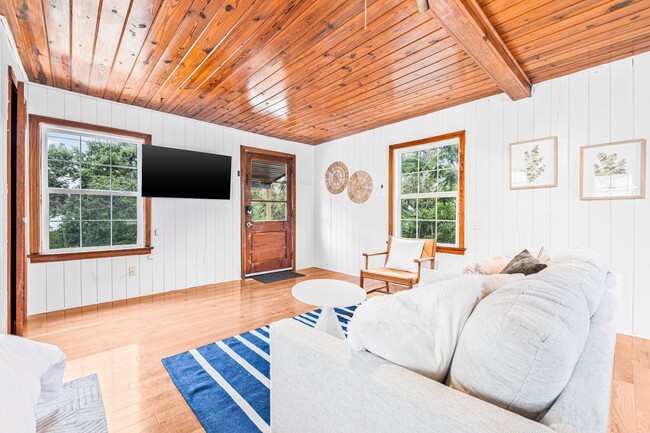 Building Photo - 106 OSE Rentals LLC