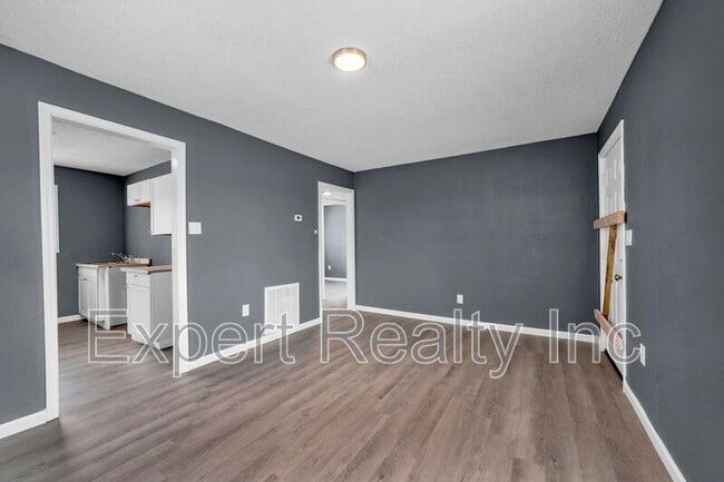 Building Photo - 5712 Monte Sano Dr