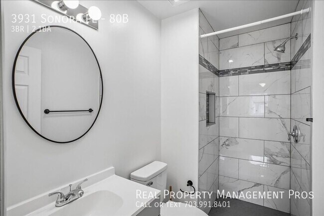 Building Photo - 3931 Sonora Pl