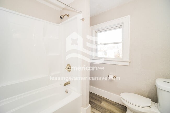 Building Photo - 367 S Wayne Ave