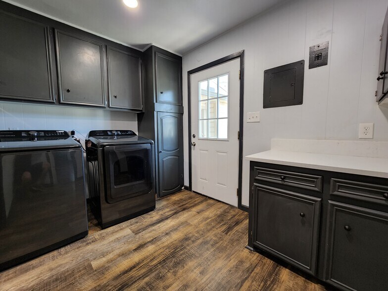 Main House - 2629 20th St