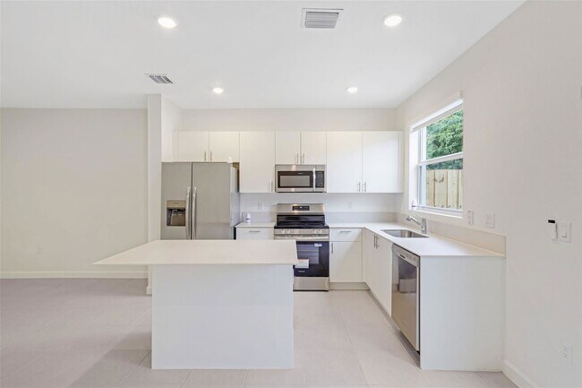 Building Photo - 17845 SW 356th St