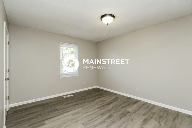 Building Photo - 3 Bedroom Pet-Friendly Home in Kansas City...