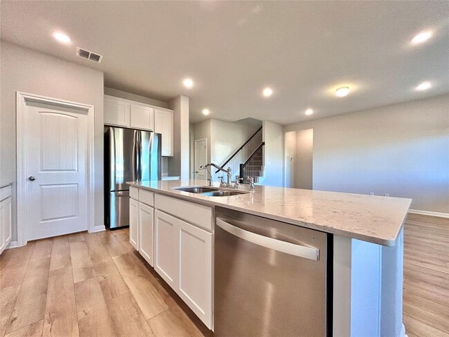 Building Photo - 13104 Zumpango Trce