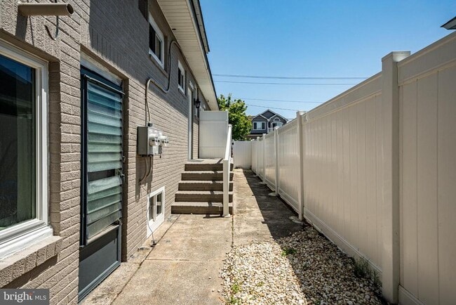 Building Photo - 5708 Park Blvd