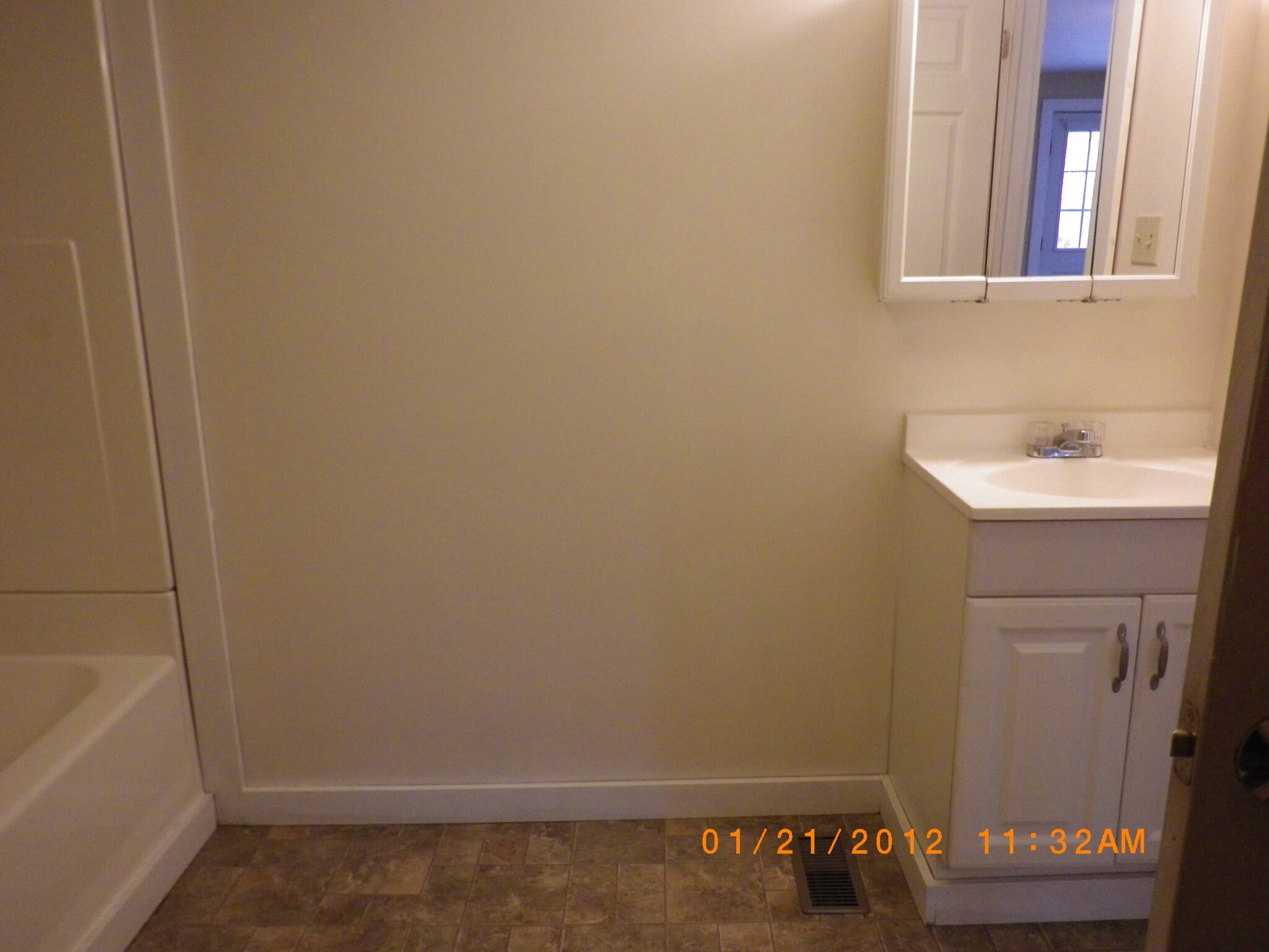 Building Photo - 42 McCrea St