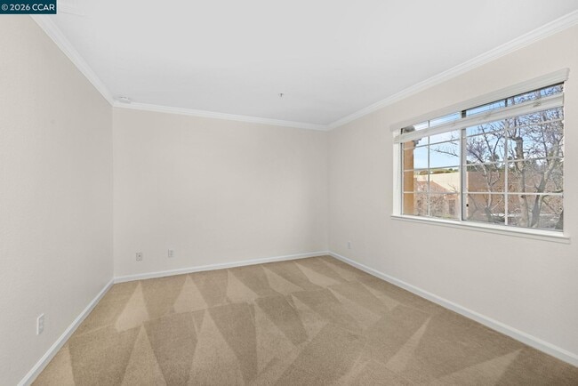 Building Photo - 440 Bollinger Canyon Ln