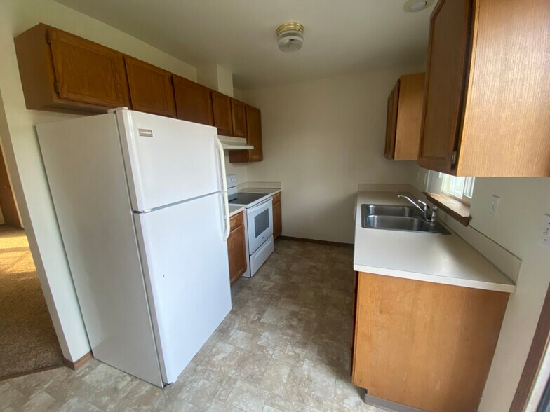 Building Photo - 7500 Westbrook Ct