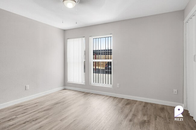 Building Photo - 6707 Berkman Dr
