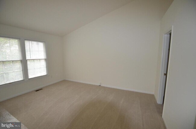 Building Photo - 6515 Hubbardton Way