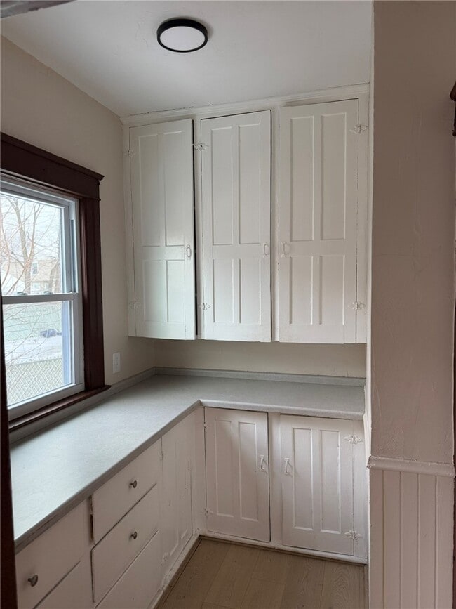 Building Photo - 414 Walnut St