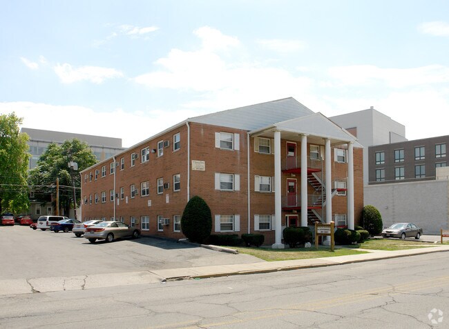 Building Photo - 31 Chittenden Ave