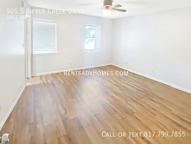 Building Photo - 905 S Ripple Creek Dr