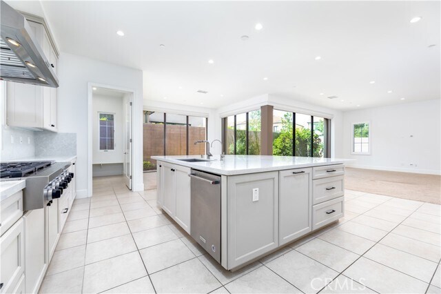 Building Photo - 112 Locanda