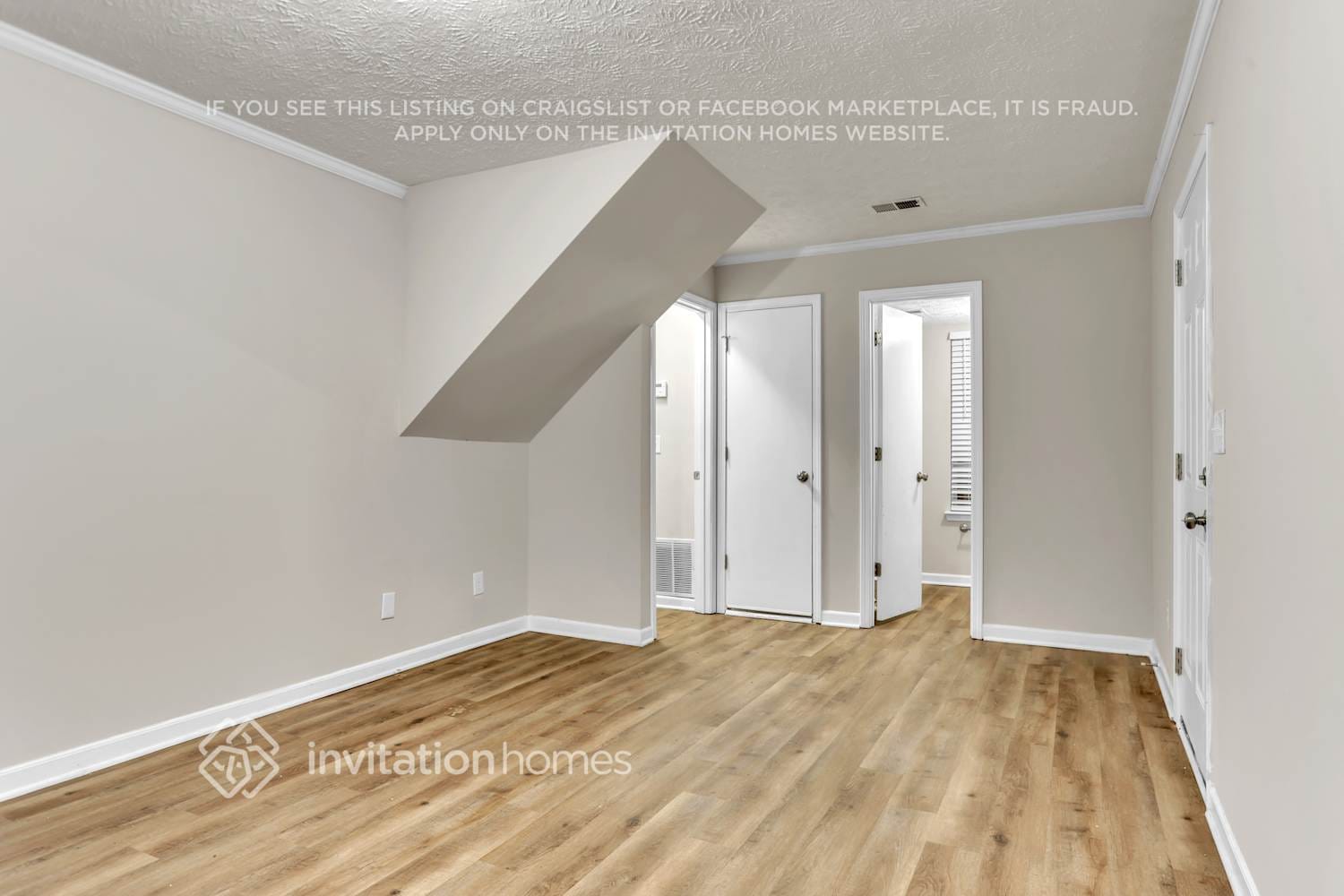 Building Photo - 3728 Adamsville Dr SW