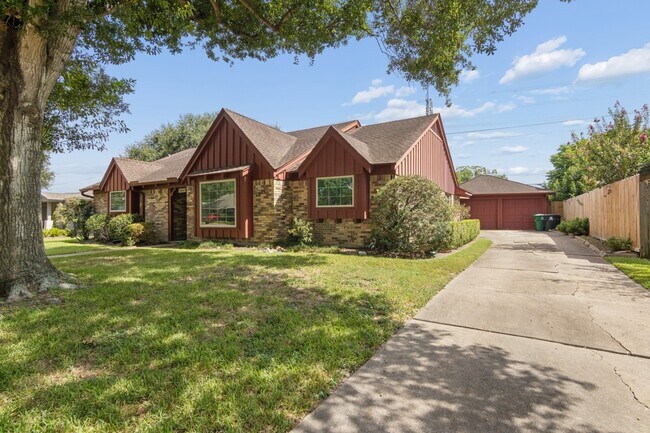 Building Photo - 5647 Lymbar Dr