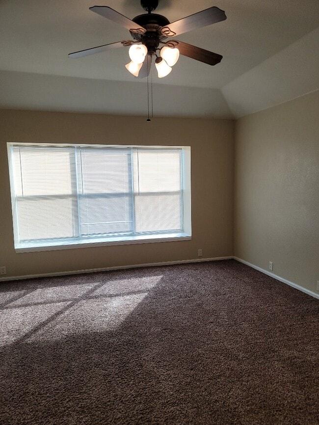 Building Photo - MANSFIELD ISD- ARLINGTON 3/2/2 IN LA FRONTERA