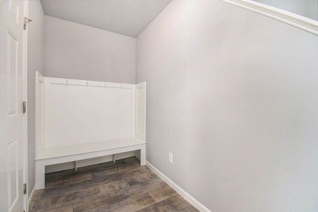 Building Photo - 1111 Baker St