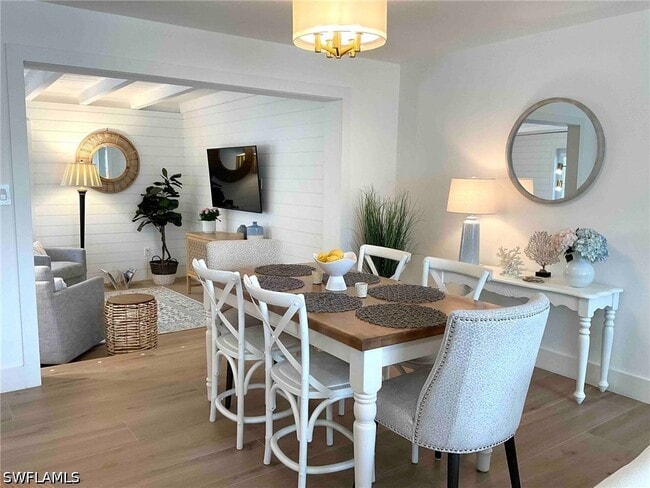 Building Photo - 1530 Mandarin Rd