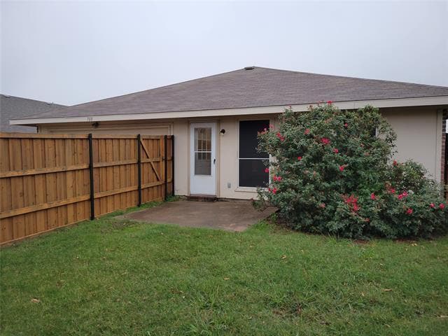 Building Photo - 709 Duke Dr