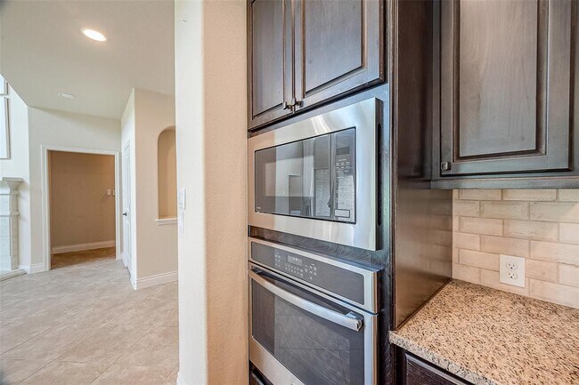 Building Photo - 13614 Lightning Falls Ln