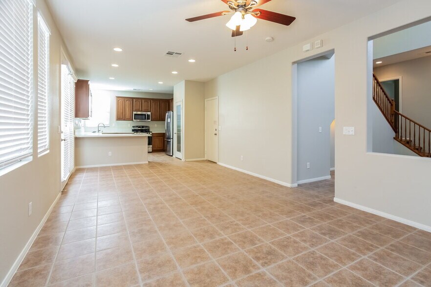 Building Photo - 1848 Arrow Stone Ct