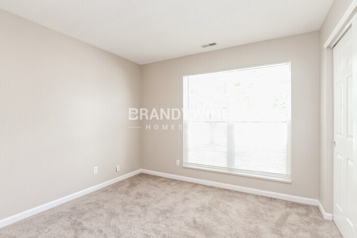 Building Photo - 1433 Audubon Dr