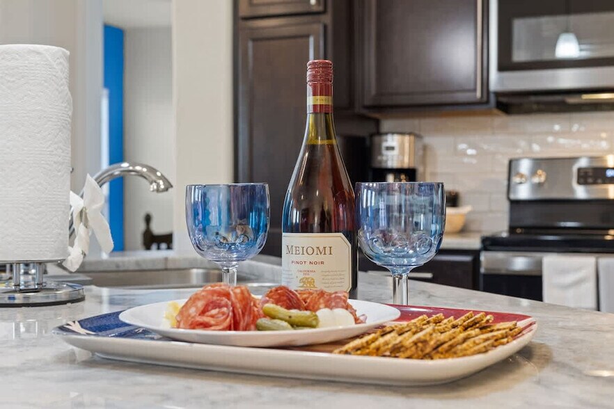 Building Photo - 1025 Monte Verde Dr