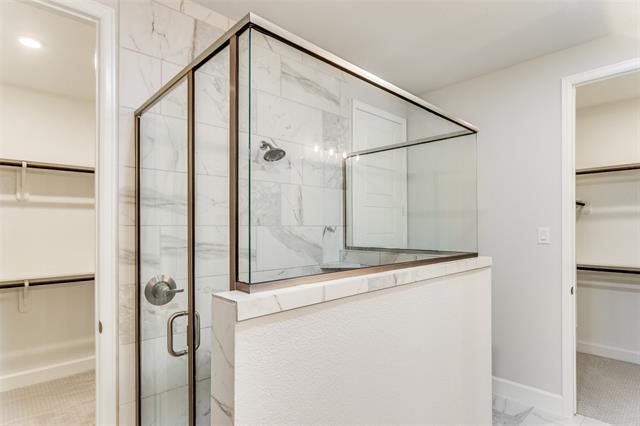 Building Photo - 2121 Eastus Ln