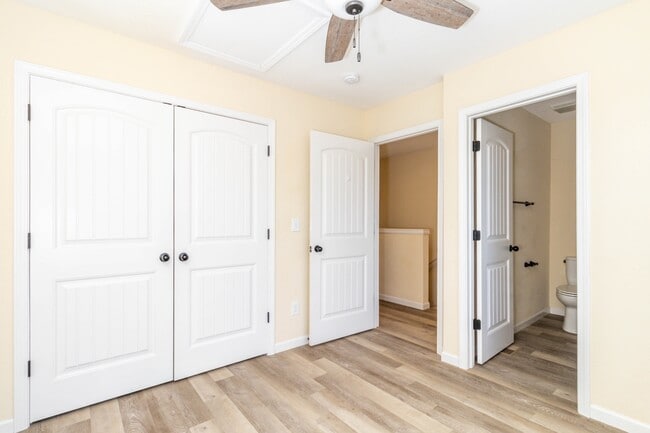Building Photo - 931 Warrior Hill Dr