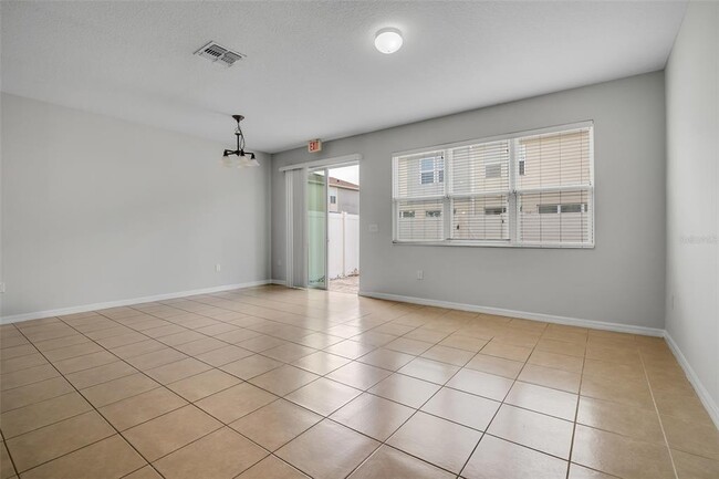Building Photo - 5118 Adelaide Dr
