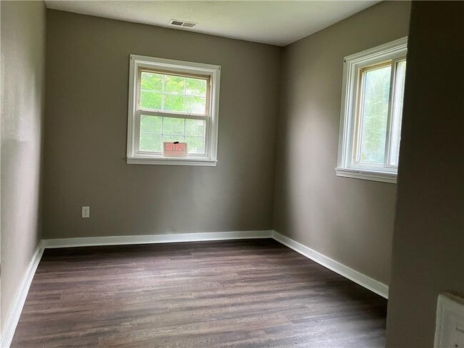 Building Photo - 2206 Norden Ct